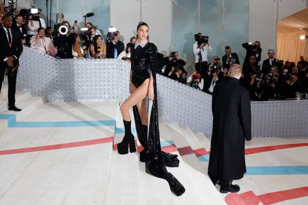 Kendall Jenner arrives on the red carpet for The Met Gala at The Metropolitan Museum of Art celebrating the opening of Karl Lagerfeld: A Line of Beauty in New York City on Monday, May 1, 2023.  NYP20230501299 JOHNxANGELILLO