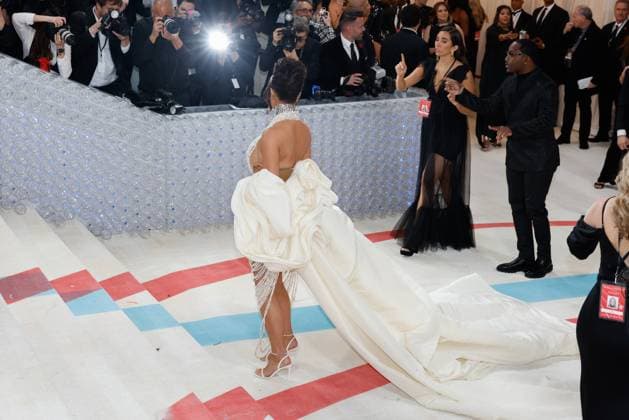 Kim Kardashian arrives on the red carpet for The Met Gala at The Metropolitan Museum of Art celebrating the opening of Karl Lagerfeld: A Line of Beauty in New York City on Monday, May 1, 2023.  NYP20230501300 JOHNxANGELILLO