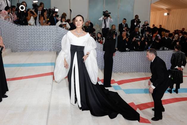 Michelle Yeoh arrives on the red carpet for The Met Gala at The Metropolitan Museum of Art celebrating the opening of Karl Lagerfeld: A Line of Beauty in New York City on Monday, May 1, 2023.  NYP20230501314 JOHNxANGELILLO