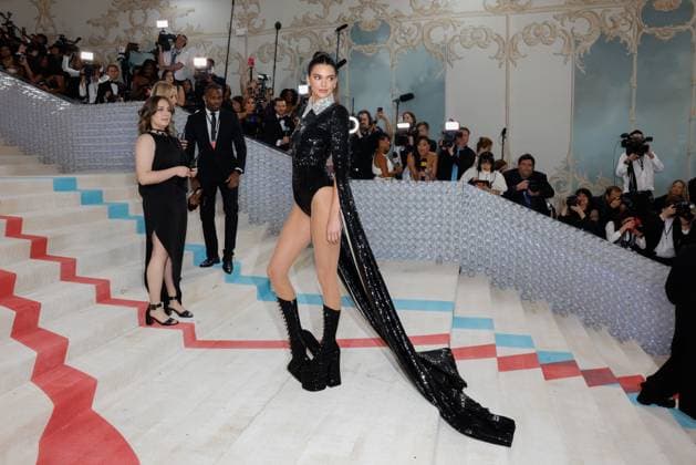 Kendall Jenner arrives on the red carpet for The Met Gala at The Metropolitan Museum of Art celebrating the opening of Karl Lagerfeld: A Line of Beauty in New York City on Monday, May 1, 2023.  NYP20230501317 JOHNxANGELILLO