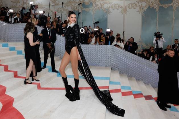 Kendall Jenner arrives on the red carpet for The Met Gala at The Metropolitan Museum of Art celebrating the opening of Karl Lagerfeld: A Line of Beauty in New York City on Monday, May 1, 2023.  NYP202305012335 JOHNxANGELILLO