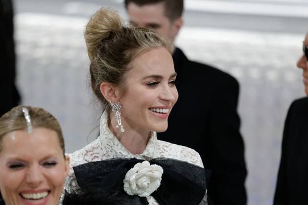Emily Blunt arrives on the red carpet for The Met Gala at The Metropolitan Museum of Art celebrating the opening of Karl Lagerfeld: A Line of Beauty in New York City on Monday, May 1, 2023.  NYP202305014447 JOHNxANGELILLO