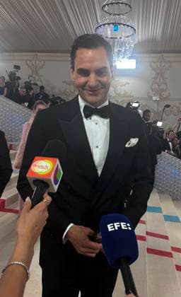 Former Swiss tennis player Roger Federer, co-host of the Met Gala 2023, speaks to the media in New York , USA, 01 May 2023. Met Gala in New York !ACHTUNG: NUR REDAKTIONELLE NUTZUNG!  Copyright: xOctavioxGuzmánx AME6128 20230502-aaeee6b70d7dacd47f88b2a6fde85dc928962225