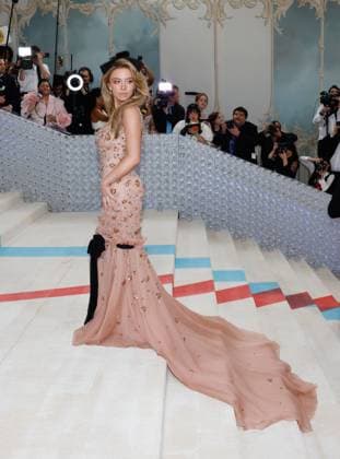 Sydney Sweeney arrives on the red carpet for The Met Gala at The Metropolitan Museum of Art celebrating the opening of Karl Lagerfeld: A Line of Beauty in New York City on Monday, May 1, 2023.  NYP2023050190001 JOHNxANGELILLO