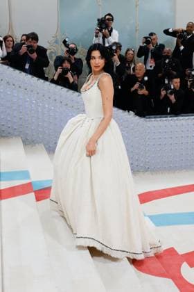 Dua Lipa arrives on the red carpet for The Met Gala at The Metropolitan Museum of Art celebrating the opening of Karl Lagerfeld: A Line of Beauty in New York City on Monday, May 1, 2023.  NYP2023050190032 JOHNxANGELILLO
