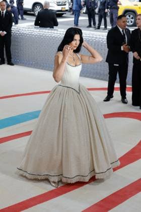 Dua Lipa arrives on the red carpet for The Met Gala at The Metropolitan Museum of Art celebrating the opening of Karl Lagerfeld: A Line of Beauty in New York City on Monday, May 1, 2023.  NYP2023050190040 JOHNxANGELILLO