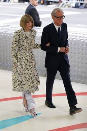Anna Wintour, Bill Nighy at arrivals for Karl Lagerfeld: A Line of Beauty - The Costume Institute Met Gala - Part 1, The Metropolitan Museum of Art, New York, NY May 1, 2023. Photo By: Kristin Callahan Everett Collection at arrivals for Karl Lagerfeld: A Line of Beauty - The Costume Institute Met Gala - Part 1, The Metropolitan Museum of Art, New York, NY May 1, 2023. Photo By: Kristin Callahan Everett Collection PUBLICATIONXNOTxINxCANxCHNxFRAxITAxJPNxNORxPOLxRUSxESPxUKxUSA