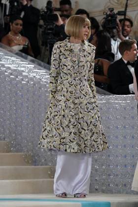 Anna Wintour at arrivals for Karl Lagerfeld: A Line of Beauty - The Costume Institute Met Gala - Part 1, The Metropolitan Museum of Art, New York, NY May 1, 2023. Photo By: Kristin Callahan Everett Collection at arrivals for Karl Lagerfeld: A Line of Beauty - The Costume Institute Met Gala - Part 1, The Metropolitan Museum of Art, New York, NY May 1, 2023. Photo By: Kristin Callahan Everett Collection PUBLICATIONXNOTxINxCANxCHNxFRAxITAxJPNxNORxPOLxRUSxESPxUKxUSA
