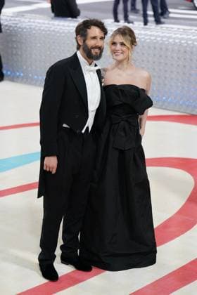 Josh Groban, Natalie McQueen at arrivals for Karl Lagerfeld: A Line of Beauty - The Costume Institute Met Gala - Part 1, The Metropolitan Museum of Art, New York, NY May 1, 2023. Photo By: Kristin Callahan Everett Collection at arrivals for Karl Lagerfeld: A Line of Beauty - The Costume Institute Met Gala - Part 1, The Metropolitan Museum of Art, New York, NY May 1, 2023. Photo By: Kristin Callahan Everett Collection PUBLICATIONXNOTxINxCANxCHNxFRAxITAxJPNxNORxPOLxRUSxESPxUKxUSA