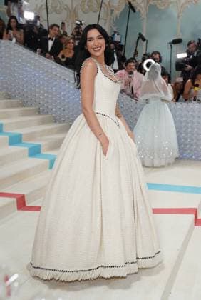 Dua Lipa, wearing Chanel Couture, Tiffany & Co. at arrivals for Karl Lagerfeld: A Line of Beauty - The Costume Institute Met Gala - Part 1, The Metropolitan Museum of Art, New York, NY May 1, 2023. Photo By: Kristin Callahan Everett Collection at arrivals for Karl Lagerfeld: A Line of Beauty - The Costume Institute Met Gala - Part 1, The Metropolitan Museum of Art, New York, NY May 1, 2023. Photo By: Kristin Callahan Everett Collection PUBLICATIONXNOTxINxCANxCHNxFRAxITAxJPNxNORxPOLxRUSxESPxUKxUSA