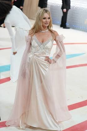 Kate Moss at arrivals for Karl Lagerfeld: A Line of Beauty - The Costume Institute Met Gala - Part 2, The Metropolitan Museum of Art, New York, NY May 1, 2023. Photo By: Kristin Callahan Everett Collection at arrivals for Karl Lagerfeld: A Line of Beauty - The Costume Institute Met Gala - Part 2, The Metropolitan Museum of Art, New York, NY May 1, 2023. Photo By: Kristin Callahan Everett Collection PUBLICATIONXNOTxINxCANxCHNxFRAxITAxJPNxNORxPOLxRUSxESPxUKxUSA