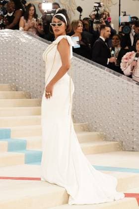 Arrivals for the 2023 Met Gala - Karl Lagerfeld: A Line Of Beauty at the Metropolitan Museum of Art. Featuring: La La Anthony Where: New York, New York, United States When: 01 May 2023 Credit: Jennifer Graylock INSTARimages **Jennifer Graylock-Graylock.com** Copyright: xJenniferxGraylock-Graylock.comx 52672093 EDITORIAL USE ONLY. NOT FOR USE BY NEWSPAPERS BASED IN THE UK.