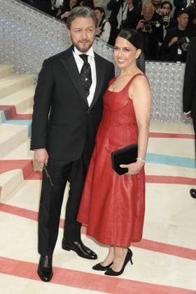 Arrivals for the 2023 Met Gala - Karl Lagerfeld: A Line Of Beauty at the Metropolitan Museum of Art. Featuring: James McAvoy, Lisa Liberati Where: New York, New York, United States When: 01 May 2023 Credit: Jennifer Graylock INSTARimages **Jennifer Graylock-Graylock.com** Copyright: xJenniferxGraylock-Graylock.comx 52672137 EDITORIAL USE ONLY. NOT FOR USE BY NEWSPAPERS BASED IN THE UK.