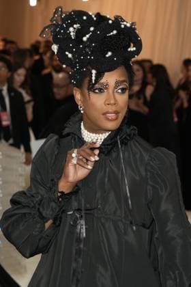 Arrivals for the 2023 Met Gala - Karl Lagerfeld: A Line Of Beauty at the Metropolitan Museum of Art. Featuring: Guest Where: New York, New York, United States When: 01 May 2023 Credit: Jennifer Graylock INSTARimages **Jennifer Graylock-Graylock.com** Copyright: xJenniferxGraylock-Graylock.comx 52672157 EDITORIAL USE ONLY. NOT FOR USE BY NEWSPAPERS BASED IN THE UK.