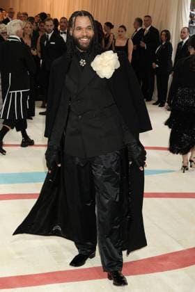 Arrivals for the 2023 Met Gala - Karl Lagerfeld: A Line Of Beauty at the Metropolitan Museum of Art. Featuring: Guest Where: New York, New York, United States When: 01 May 2023 Credit: Jennifer Graylock INSTARimages **Jennifer Graylock-Graylock.com** Copyright: xJenniferxGraylock-Graylock.comx 52672247 EDITORIAL USE ONLY. NOT FOR USE BY NEWSPAPERS BASED IN THE UK.