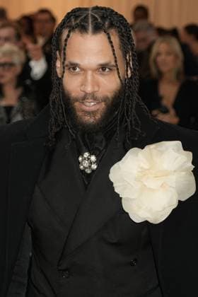 Arrivals for the 2023 Met Gala - Karl Lagerfeld: A Line Of Beauty at the Metropolitan Museum of Art. Featuring: Guest Where: New York, New York, United States When: 01 May 2023 Credit: Jennifer Graylock INSTARimages **Jennifer Graylock-Graylock.com** Copyright: xJenniferxGraylock-Graylock.comx 52672250 EDITORIAL USE ONLY. NOT FOR USE BY NEWSPAPERS BASED IN THE UK.