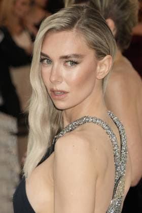Arrivals for the 2023 Met Gala - Karl Lagerfeld: A Line Of Beauty at the Metropolitan Museum of Art. Featuring: Vanessa Kirby Where: New York, New York, United States When: 01 May 2023 Credit: Jennifer Graylock INSTARimages **Jennifer Graylock-Graylock.com** Copyright: xJenniferxGraylock-Graylock.comx 52672324 EDITORIAL USE ONLY. NOT FOR USE BY NEWSPAPERS BASED IN THE UK.