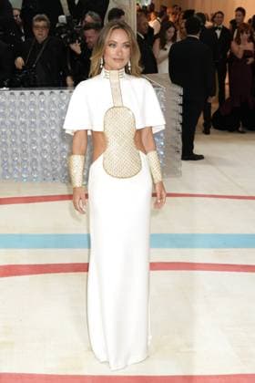 Arrivals for the 2023 Met Gala - Karl Lagerfeld: A Line Of Beauty at the Metropolitan Museum of Art. Featuring: Olivia Wilde Where: New York, New York, United States When: 01 May 2023 Credit: Jennifer Graylock INSTARimages **Jennifer Graylock-Graylock.com** Copyright: xJenniferxGraylock-Graylock.comx 52672326 EDITORIAL USE ONLY. NOT FOR USE BY NEWSPAPERS BASED IN THE UK.