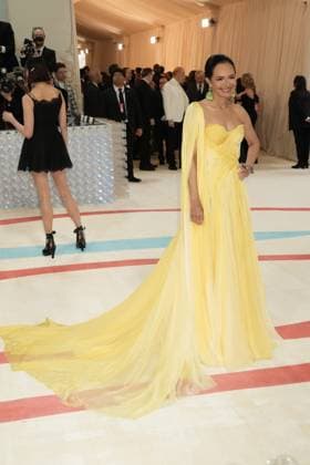 Arrivals for the 2023 Met Gala - Karl Lagerfeld: A Line Of Beauty at the Metropolitan Museum of Art. Featuring: Guest Where: New York, New York, United States When: 01 May 2023 Credit: Jennifer Graylock INSTARimages **Jennifer Graylock-Graylock.com** Copyright: xJenniferxGraylock-Graylock.comx 52672338 EDITORIAL USE ONLY. NOT FOR USE BY NEWSPAPERS BASED IN THE UK.