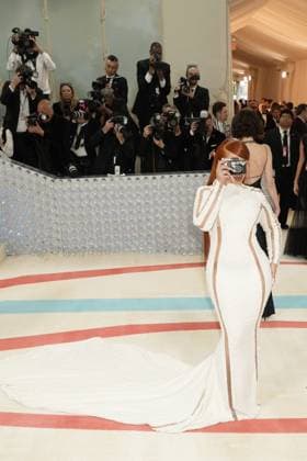 Arrivals for the 2023 Met Gala - Karl Lagerfeld: A Line Of Beauty at the Metropolitan Museum of Art. Featuring: Ice Spice Where: New York, New York, United States When: 01 May 2023 Credit: Jennifer Graylock INSTARimages **Jennifer Graylock-Graylock.com** Copyright: xJenniferxGraylock-Graylock.comx 52672350 EDITORIAL USE ONLY. NOT FOR USE BY NEWSPAPERS BASED IN THE UK.