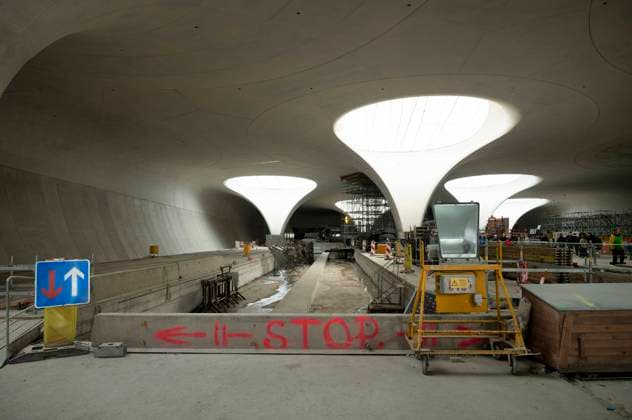 Kelchstützen im zukünftigen Gleisbereich, Tag der offenen Baustelle 2023, Tiefbahnprojekt Stuttgart 21, Hauptbahnhof, Stuttgart, Baden-Württemberg, Deutschland, Europa *** Goblet supports at future Track area, Day the open Construction site 2023, Low-altitude railway project Stuttgart 21, Central Station, Stuttgart, Bathing Württemberg, Germany, Europe Copyright: imageBROKER MichaelxWeber iblimw09183979.jpg