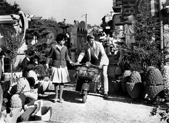 Suzanne Pleshette, Troy Donahue, on-set of the Film, Rome Adventure , Warner Bros., 1962  Copyright: xABxArchivesx jtv017046