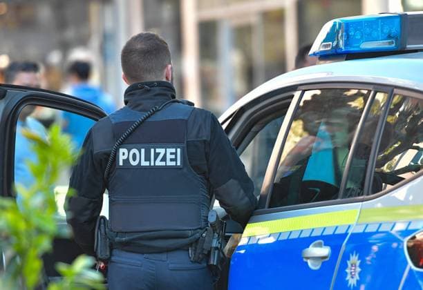 xblx, Polizei in Frankfurt, Polizeiauto, emspor, Frankfurt am Main *** xblx, police in frankfurt, police car, emspor, frankfurt am main