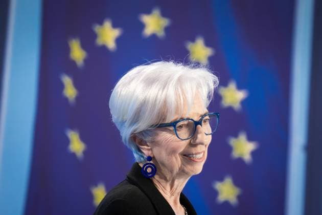 Pressekonferenz der EZB Europaeische Zentralbank Aktuell, 04.05.2023, Frankfurt, Christine Lagarde Praesidentin der Europaeischen Zentralbank im Portrait mit der Flagge der EU im Hintergrund bei der heutigen Pressekonferenz in der EZB Europaeischen Zentralbank in Frankfurt Frankfurt Hessen Deutschland *** Press Conference of the ECB European Central Bank News, 04 05 2023, Frankfurt, Christine Lagarde President of the European Central Bank in portrait with the flag of the EU in the background at todays press conference at the ECB European Central Bank in Frankfurt Frankfurt Hesse Germany