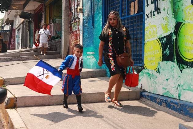 Commemoration of the Battle of Puebla May 05, 2023 in Mexico City, Mexico: Inhabitants of the Penon de los Banos neighborhood, take part during the 93th parade to commemorate the Battle of Puebla on May 5, 1862, it has been declared Intangible Cultural Heritage by the United Nations Educational, Scientific and Cultural Organization (UNESCO). On May 5, 2023 in Mexico City, Mexico. (Photo by Carlos Santiago Eyepix Group) Copyright: xCarlosxSantiagox xEyepixxGroupx CS202305056271