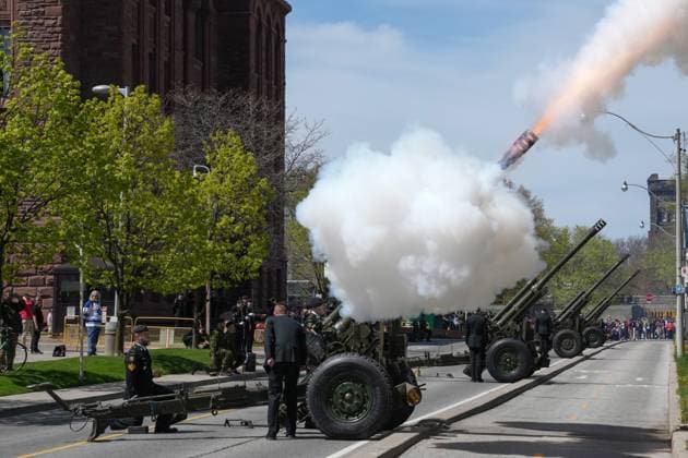 May 6, 2023, TORONTO, ON, CAN: A twenty-one gun salute is performed at the Ontario Legislature QueenöÄÃ s Park to mark the Coronation of King Charles III, in Toronto on Saturday May 6, 2023. TORONTO CAN  - ZUMAc35_ 20230506_zaf_c35_104 Copyright: xChrisxYoungx