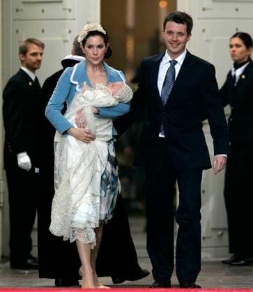 COPENHAGEN 20060121 Crown Prince Frederik (R) and Crown Princess Mary of Denmark (holding baby) arrive for the christening of their first born three-month old son at Christiansborg Palace Chapel in Copenhagen January 21, 2006. He was given the names Christian Valdemar Henri John. x10040x *** COPENHAGEN 20060121 Crown Prince Frederik R and Crown Princess Mary of Denmark holding baby arrive for the christening of their first born three month old son at Christiansborg Palace Chapel in Copenhagen January 21, 2006 He was given the names Christian Valdemar Henri John x10040x  Copyright: xAndersxWiklundx xTTx 10040