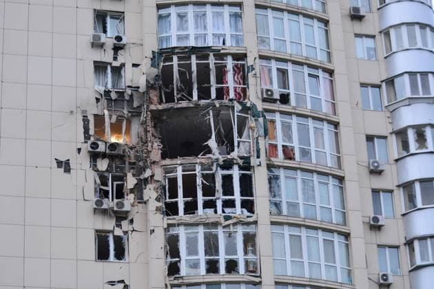 May 8, 2023, Kyiv, Ukraine: Broken windows and a damaged facade of a residential building in Kyiv seen as a result of a Russian military attack by Iranian-made Shaheds drones. Russia attacked Ukraine at night with Iranian Shaheds : 35 out of 35 drones destroyed air defense forces. This was reported in the General Staff. Also, continuing the tactics of terror, the Russian Federation launched 16 rocket attacks last day, in particular on the cities of Kharkiv, Kherson, Mykolaiv and Odesa regions. Kyiv Ukraine - ZUMAs197 20230508_zaa_s197_007 Copyright: xAleksandrxGusevx