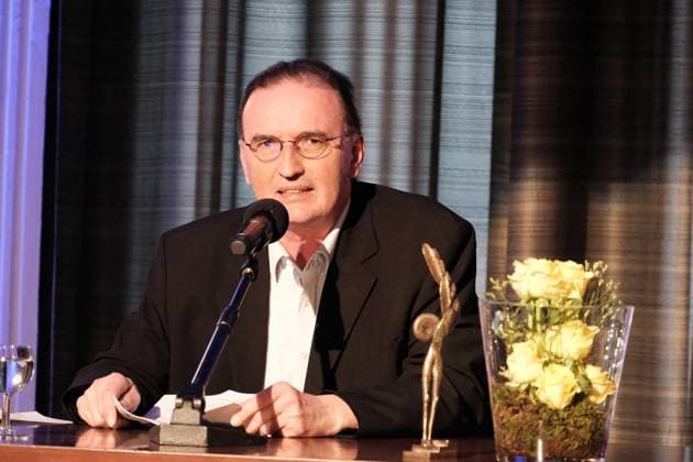07 05 2023 xkhx Kassel Award Kassel Literature Prize for grotesque humor to writer Gerhard Henschel Image shows award winner writer Gerhard Henschel KH