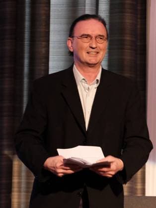 07 05 2023 xkhx Kassel Award Kassel Literature Prize for grotesque humor to writer Gerhard Henschel Image shows award winner writer Gerhard Henschel KH