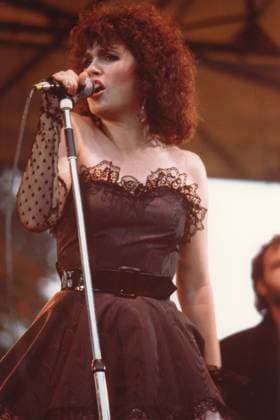 Linda Ronstadt singing on the Common in Boston, MA, USA Hollywood USA - ZUMA 20221223_zep_m279_027 Copyright: xArthurxMileyx