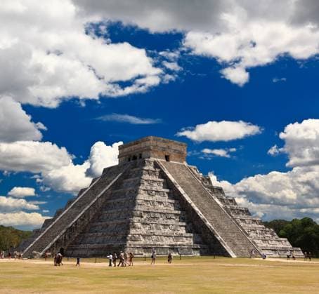 The temples of chichen itza temple in Mexico, one of the new 7 wonders of the world Copyright: xHongjiongxShix xDesignxPicsx , 30901391 Copyright: HongjiongxShix xDesignxPics 30901391