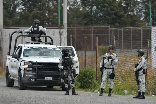 Mexiko, mögliche Freilassung von Hector Luis Palma -Eindrücke vom Hochsicherheitsgefängnis Altiplano May 10, 2023 Almoloya de JuoÂ¡rez , Mexico : Elements of the National Guard and military guarded the surroundings of the Federal Center for Social Readaptation No. 1 El Altiplano , due to the possibility of the release of drug trafficker Ho ctor Luis El GoÂ¼ero Palma. on May 10, 2023 in Almoloya de JuoÂ¡rez, Mo xico. Almoloya de Juarez Mexico - ZUMAe321 20230511_zia_e321_006 Copyright: xArturoxHernandezx