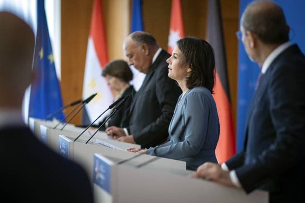 Annalena Baerbock, German Foreign Minister, invites to cloverleaf meeting in Berlin Here taken at a press conference after the joint discussion L R Catherine Colonna, Foreign Minister of France, Sameh Shoukry, Foreign Minister of Egypt, Annalena Baerbock, German Foreign Minister, and Ayman Safadi , Foreign Minister of Jordan Berlin, 11 05 2023 Ber Copyright: xJaninexSchmitz photothek.dex
