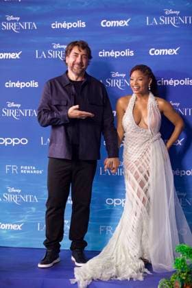 May 11, 2023, Mexico City, Mexico: Actor Javier Bardem and actress Halle Bailey attend the red carpet of The little Mermaid film premiere at Toreo Parque Central. on May 11, 2023 in Mexico City, Mexico. Mexico City Mexico - ZUMAe321 20230512_zia_e321_004 Copyright: xJulianxLopezx