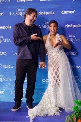 May 11, 2023, Mexico City, Mexico: Actor Javier Bardem and actress Halle Bailey attend the red carpet of The little Mermaid film premiere at Toreo Parque Central. on May 11, 2023 in Mexico City, Mexico. Mexico City Mexico - ZUMAe321 20230512_zia_e321_013 Copyright: xJulianxLopezx