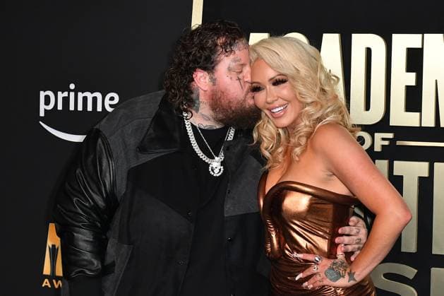 May 11, 2023, Frisco, TX, USA: Jelly Roll, Bunnie Xo attend the 58th Academy Of Country Music Awards at The Ford Center at The Star on May 11, 2023 in Frisco, Texas. Frisco USA - ZUMAs181 20230511_zea_s181_108 Copyright: xCaseyxFlaniganx