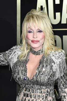 May 11, 2023, Frisco, TX, USA: Dolly Parton attends the 58th Academy Of Country Music Awards at The Ford Center at The Star on May 11, 2023 in Frisco, Texas. Frisco USA - ZUMAs181 20230511_zea_s181_150 Copyright: xCaseyxFlaniganx