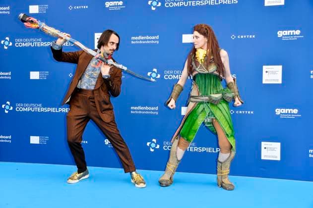 Andy Strauß with cosplayer Aloy at the award ceremony of the German Computer Game Award 2023 at Spindler Klatt Berlin, 11 05 2023 Foto:xN.xKubelkax xFuturexImage