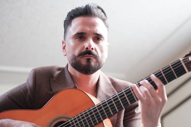 May 12, 2023, Madrid, Spain: Singer Riki Rivera, seen posing during the portrait session in Madrid. Madrid Spain - ZUMAs197 20230512_zaa_s197_022 Copyright: xAtilanoxGarciax