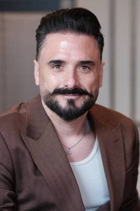 May 12, 2023, Madrid, Spain: Singer Riki Rivera, seen posing during the portrait session in Madrid. Madrid Spain - ZUMAs197 20230512_zaa_s197_011 Copyright: xAtilanoxGarciax