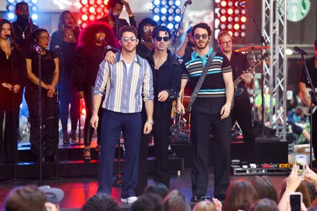 Bilder des Jahres 2023, Entertainment 05 Mai Entertainment Themen der Woche KW19 Entertainment Bilder des Tages Nick Jonas, Joe Jonas and Kevin Jonas of Jonas Brothers pop band are seen performing at the Today Show concert citi series in New York City. Featuring: Nick Jonas, Joe Jonas and Kevin Jonas Where: New York, New York, United States When: 12 May 2023 Credit: BauerGriffin INSTARimages Copyright: xJasonxHowardx 52709006 EDITORIAL USE ONLY. NOT FOR USE BY NEWSPAPERS BASED IN THE UK.