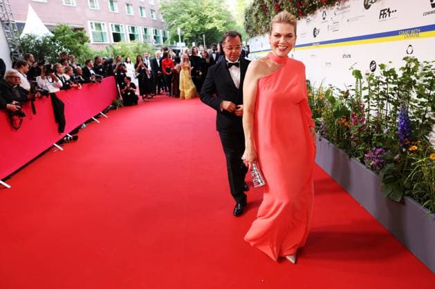 German Film Award 2023 Jan Josef Liefers with wife Anna Loos on the red carpet at the Lola German Film Award 2023 ceremony at the Theater am Potsdamer Platz in Berlin 12 05 2023 Copyright: xEventpressx