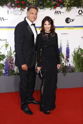 Iris Berben and Heiko Kiesow at the arrival to the German Film Award ceremony on 12 05 2023 in Berlin German Film Award 2023 in Berlin Arrival Red Carpet