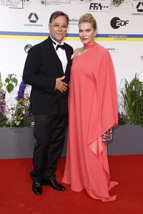 Jan Josef Liefers and Anna Loos at the arrival to the award ceremony German Film Award on 12 05 2023 in Berlin German Film Award 2023 in Berlin Arrival Red Carpet