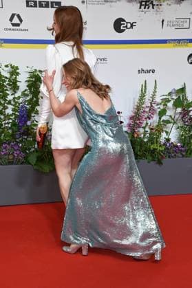 Paula Kalenberg, Pheline Roggan arriving on the red carpet for the GERMAN FILM AWARD 2023 at the Theater am Potsdamer Platz in Berlin on 12 05 2023